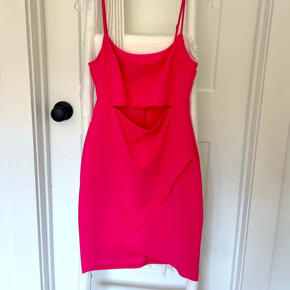 Pink cutout bodycon dress